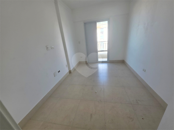 Foto REO1116640