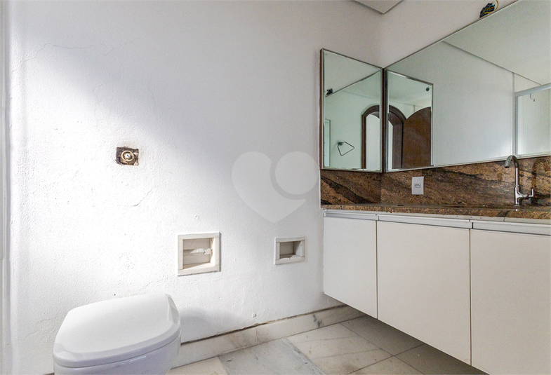 Foto REO1116646