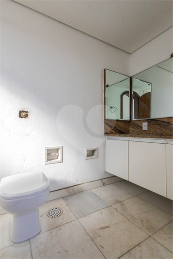 Foto REO1116646