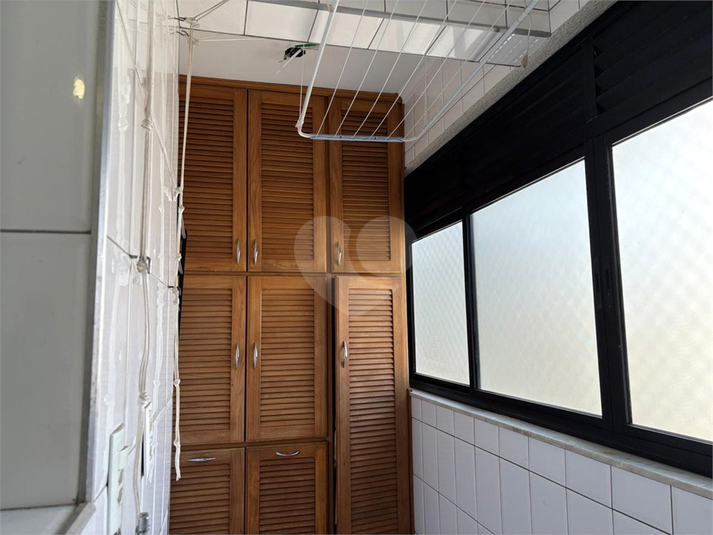 Foto REO1116649