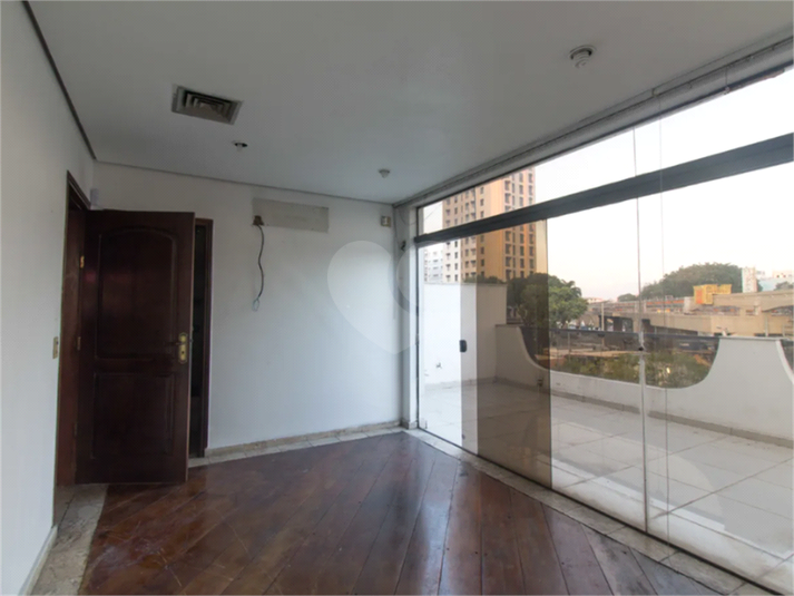 Foto REO1116650