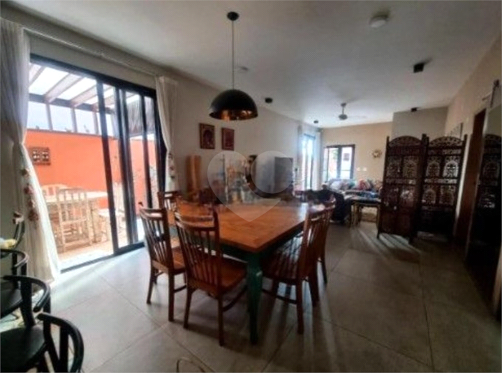 Foto REO1116658