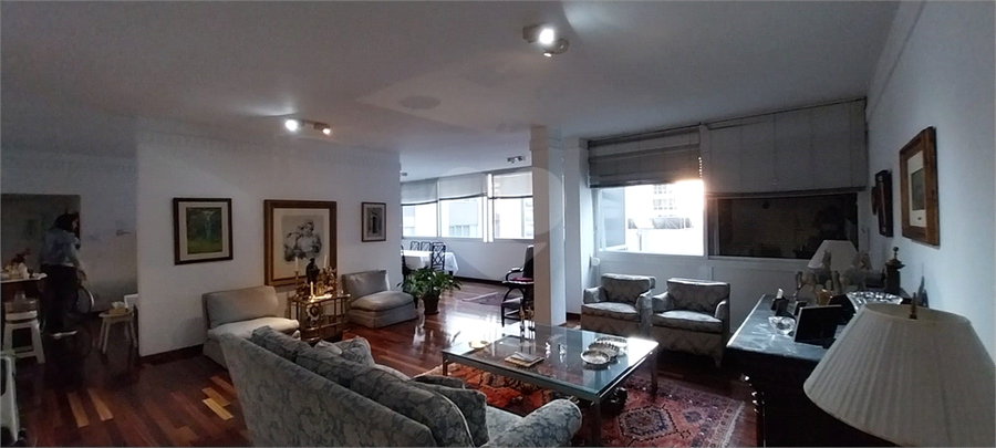 Foto REO1116659