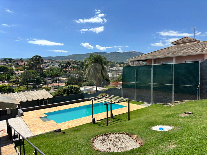 Foto REO1116670