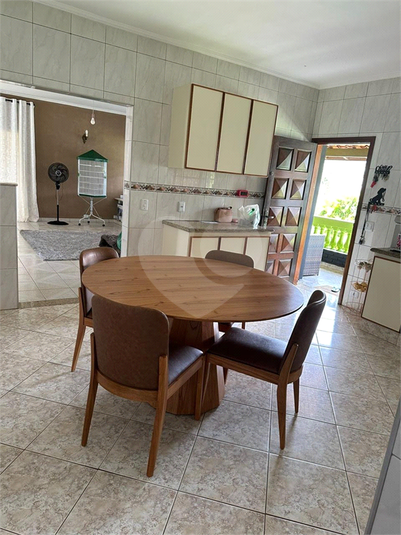 Foto REO1116670