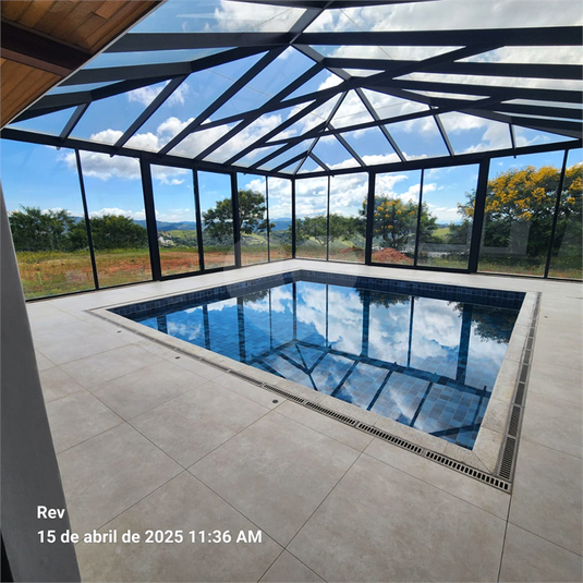 Foto REO1116674