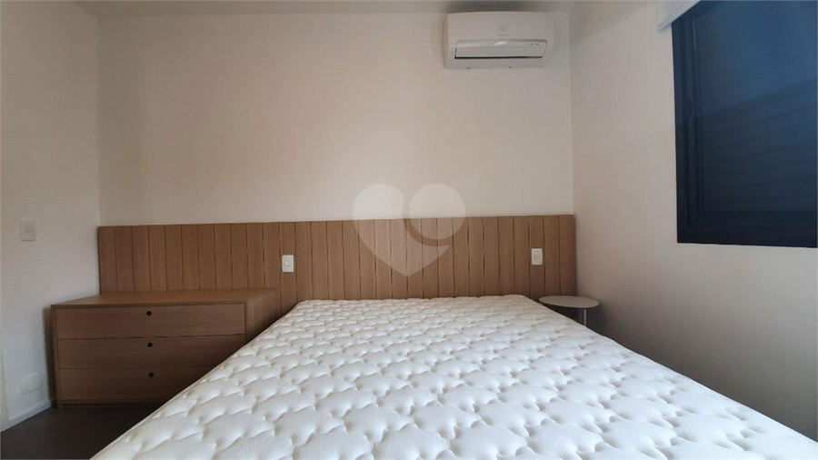Foto REO1116685