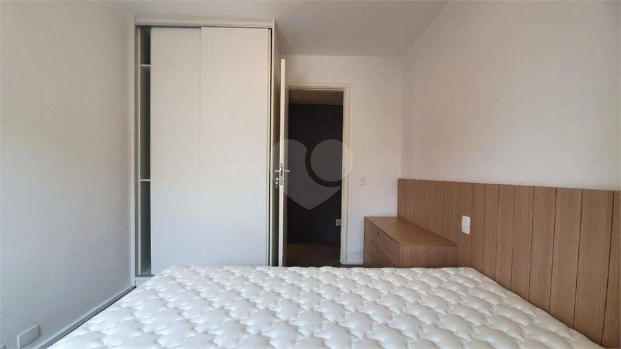 Foto REO1116685