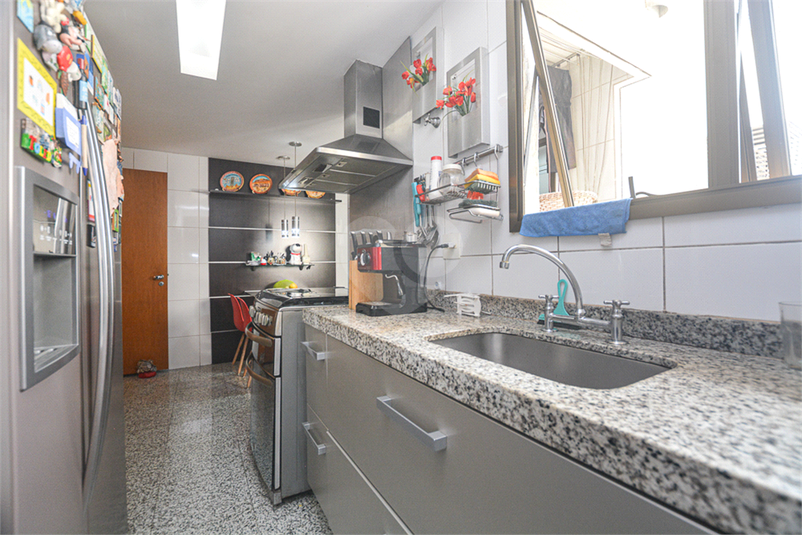Foto REO1116687