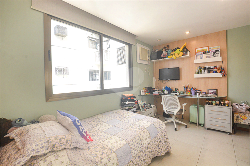 Foto REO1116687