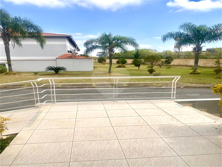 Foto REO1116690