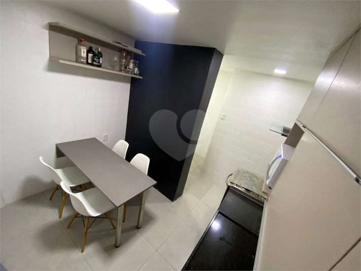 Foto REO1116693