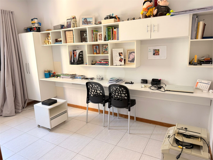Foto REO1116697