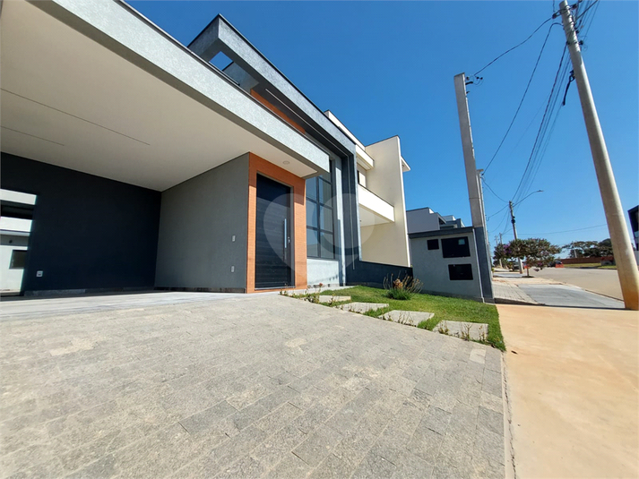 Foto REO1116698