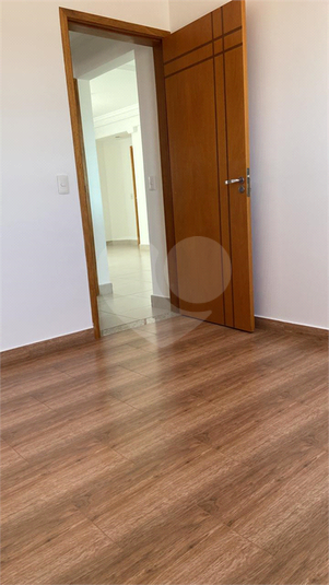Foto REO1116717