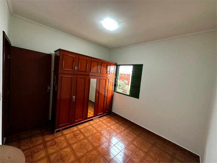Foto REO1116726