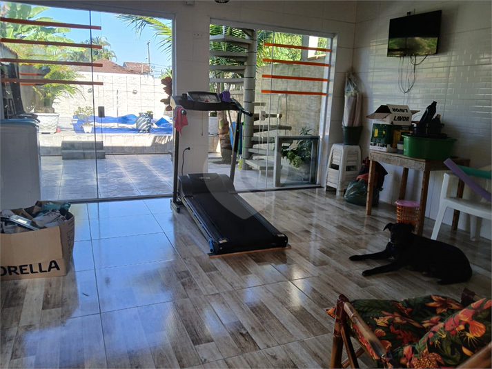 Foto REO1116727