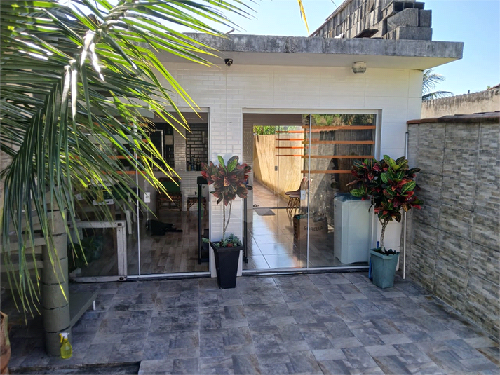 Foto REO1116727