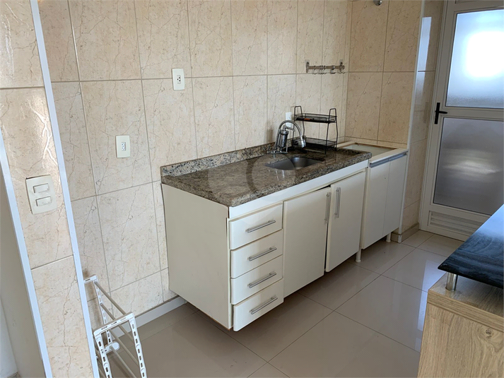Foto REO1116732