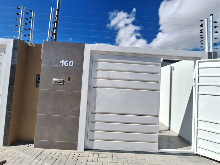 Foto REO1116747
