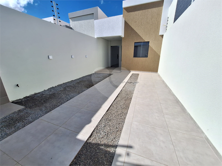 Foto REO1116747