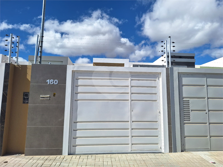 Foto REO1116747