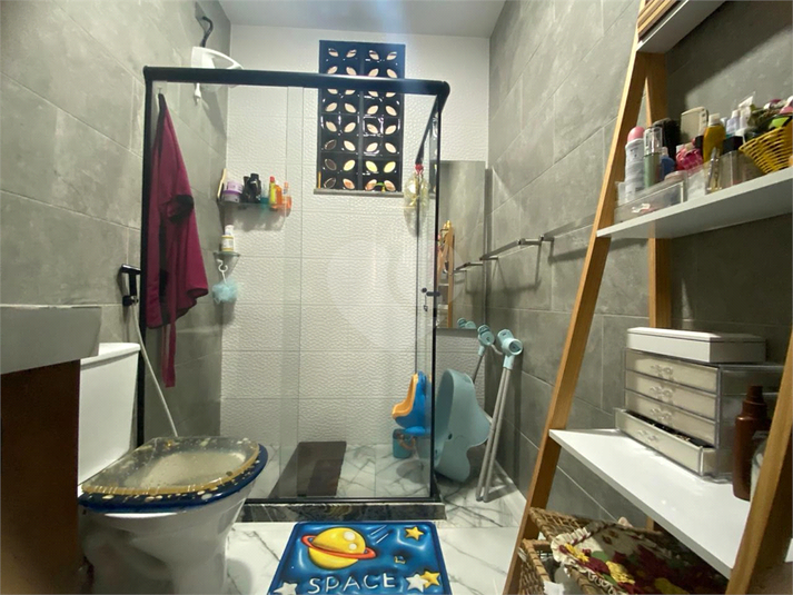 Foto REO1116759