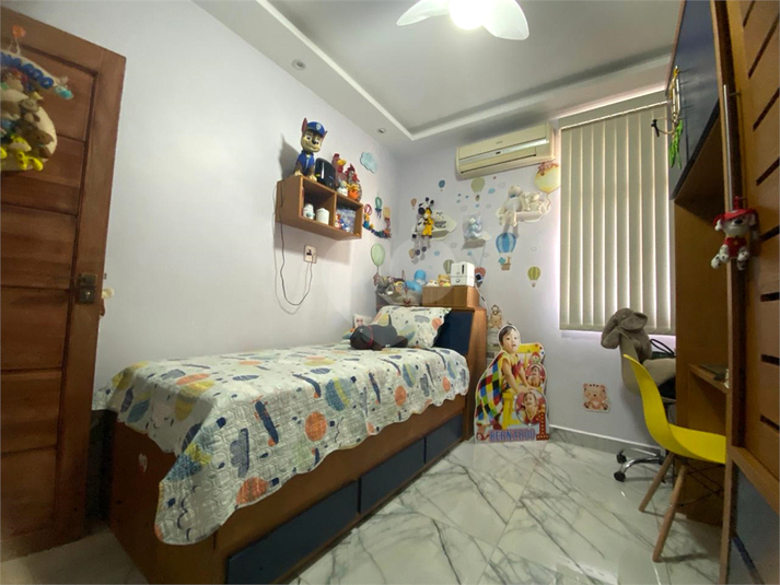 Foto REO1116759