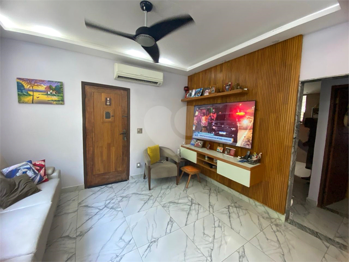 Foto REO1116759