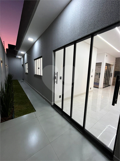 Foto REO1116783