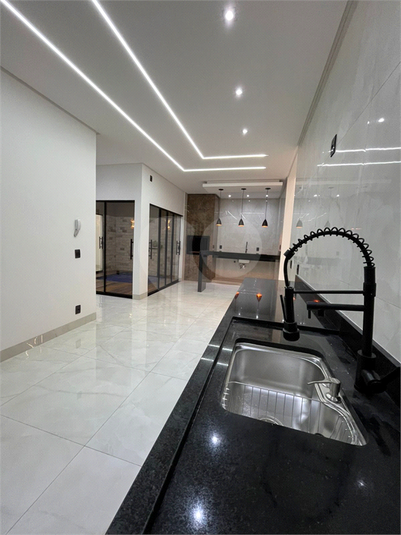 Foto REO1116783