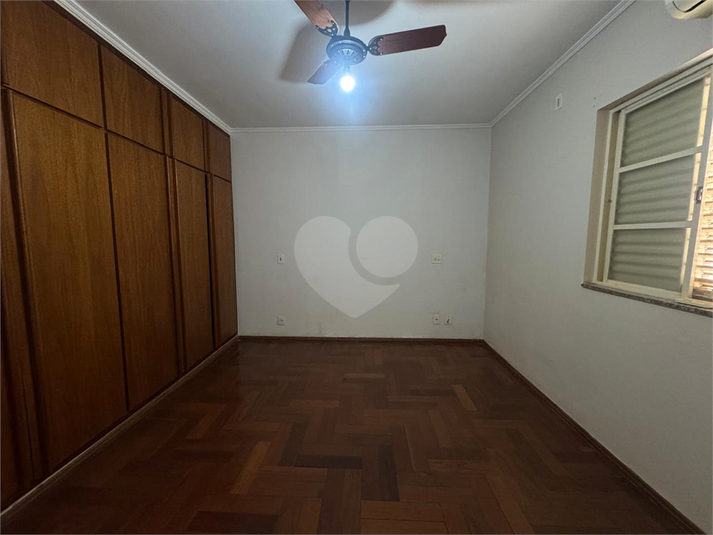 Foto REO1116791