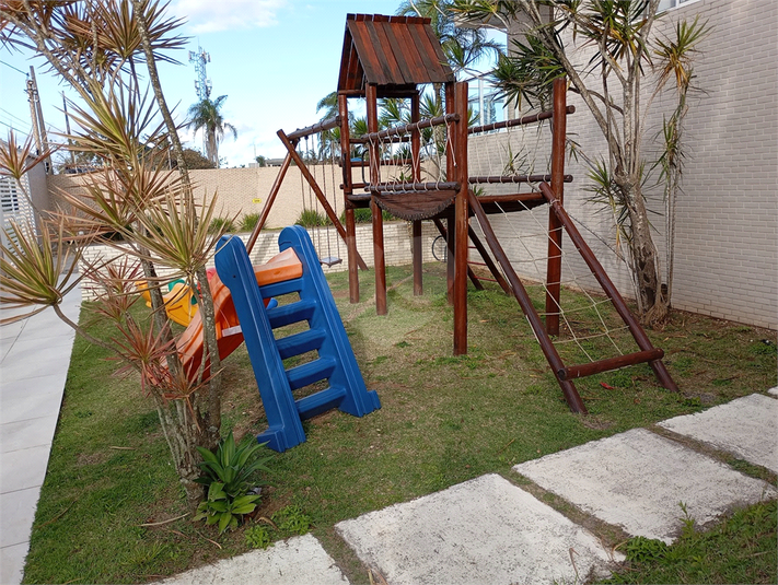 Foto REO1116840