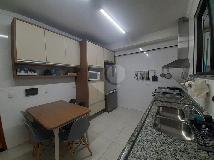 Foto REO1116879