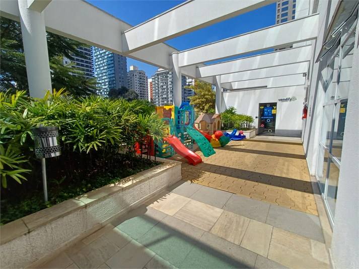 Foto REO1116896