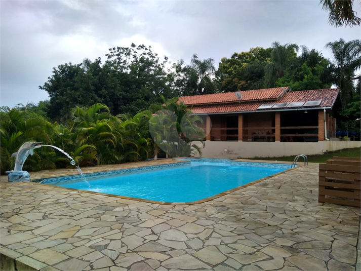 Foto REO1116930