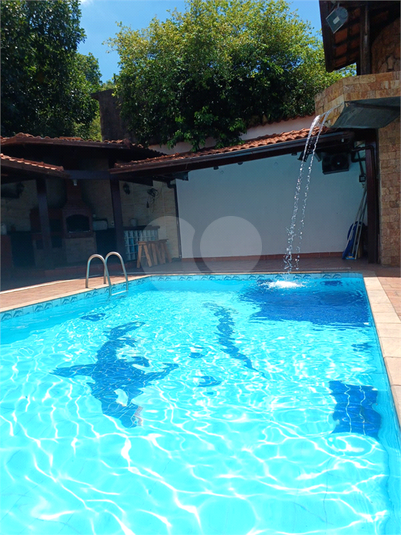 Foto REO1116938