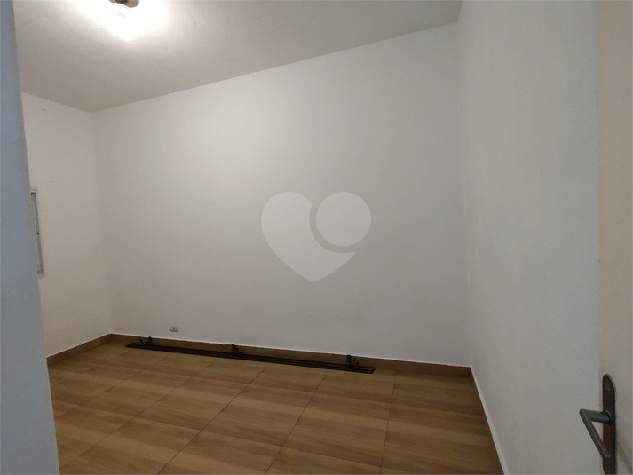 Foto REO1116939