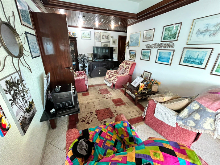 Foto REO1116942