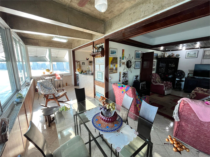 Foto REO1116942