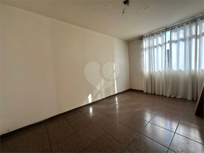 Foto REO1116943