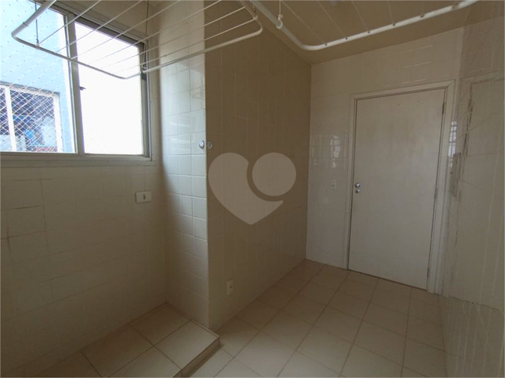 Foto REO1116945