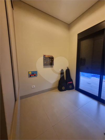 Foto REO1116949