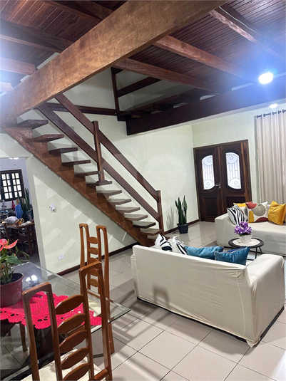 Foto REO1116950