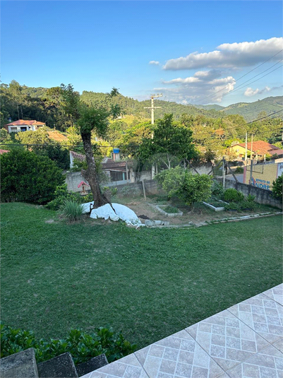 Foto REO1116950