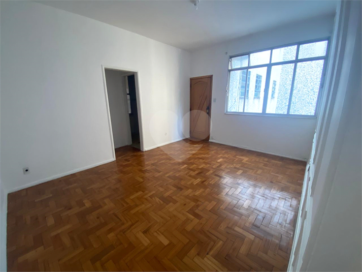 Foto REO1116957