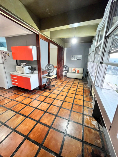 Foto REO1116965