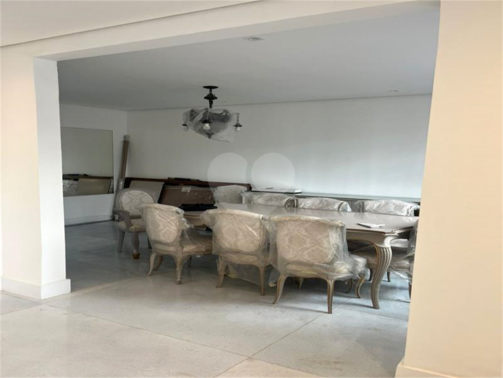 Foto REO1116967