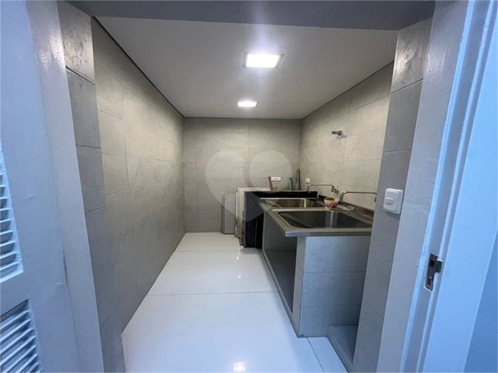 Foto REO1116967