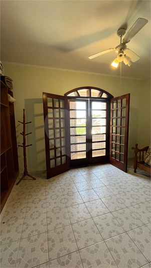 Foto REO1116971